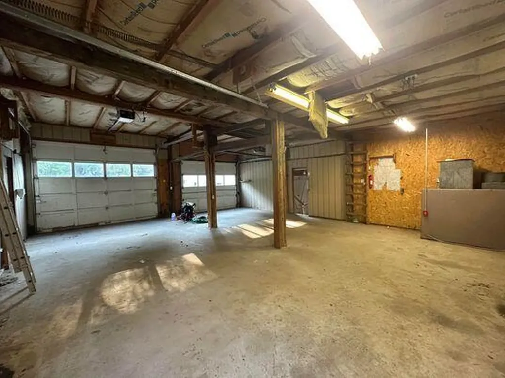 829 Lewiston Road West Gardiner ME 04345
