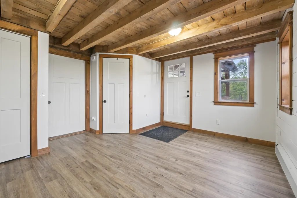 602 Woodman Hill Road Minot ME 04258