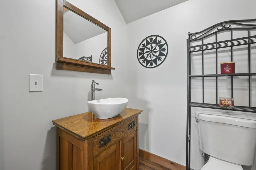 602 Woodman Hill Road Minot ME 04258