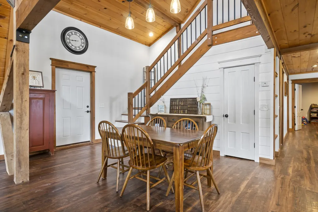 602 Woodman Hill Road Minot ME 04258