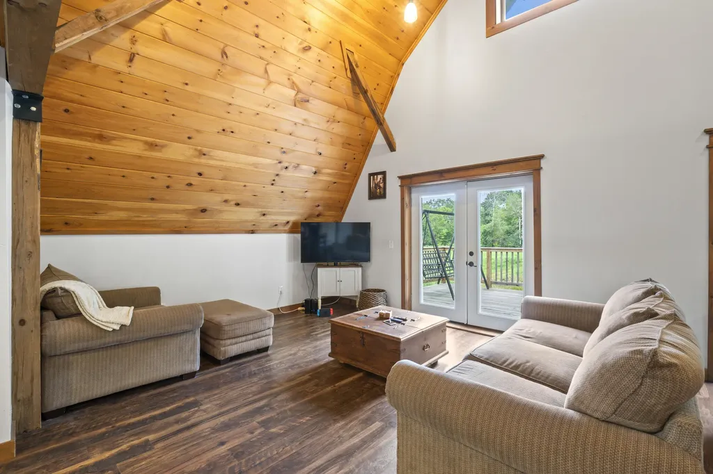 602 Woodman Hill Road Minot ME 04258