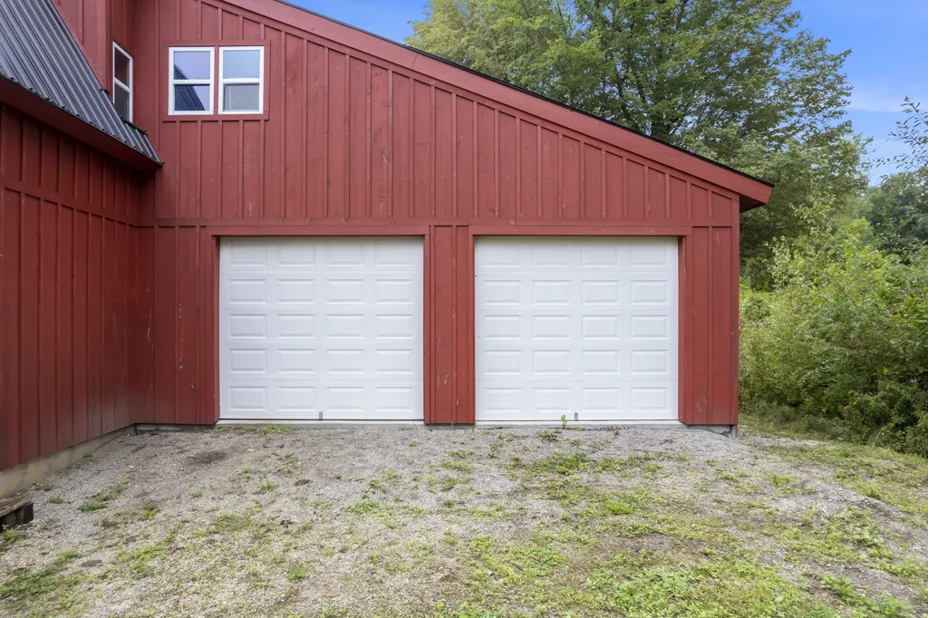 602 Woodman Hill Road Minot ME 04258