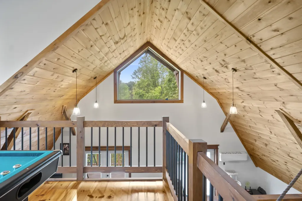 602 Woodman Hill Road Minot ME 04258