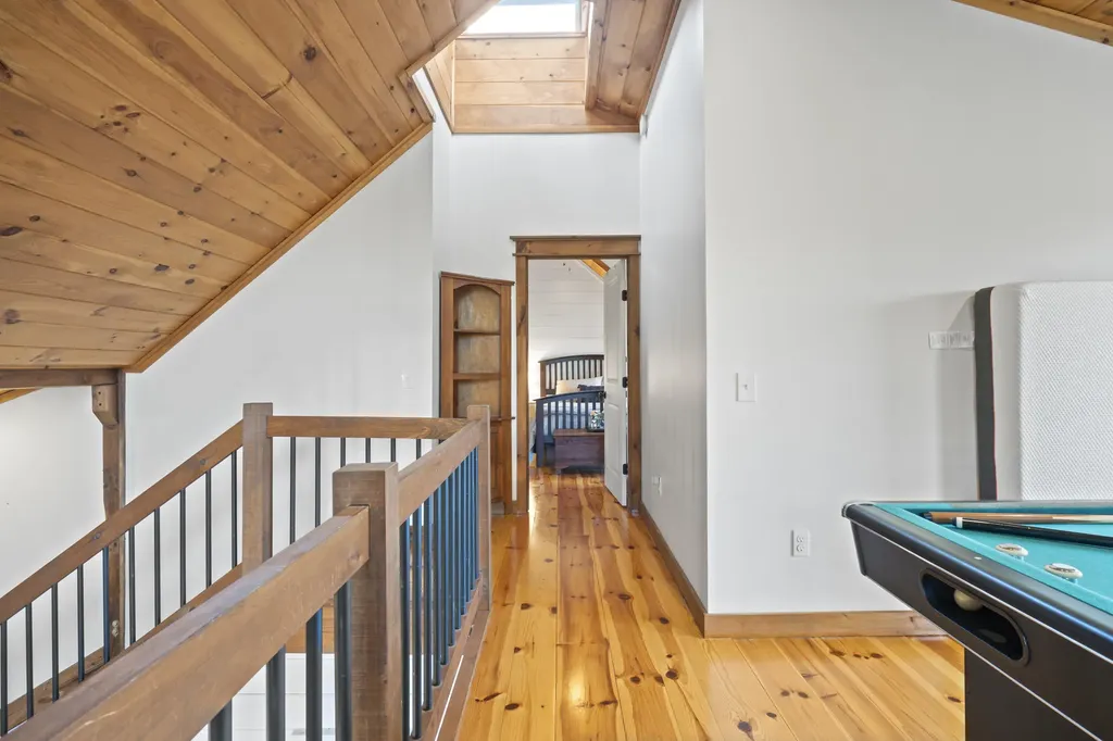 602 Woodman Hill Road Minot ME 04258