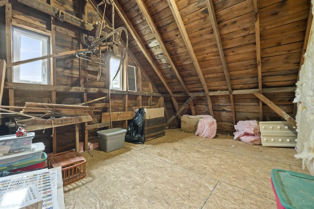 602 Woodman Hill Road Minot ME 04258