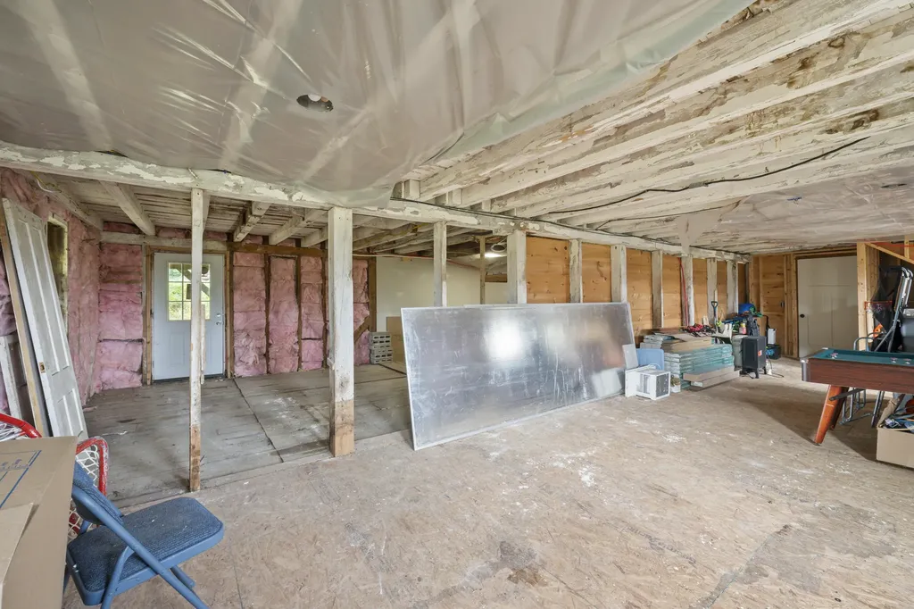 602 Woodman Hill Road Minot ME 04258