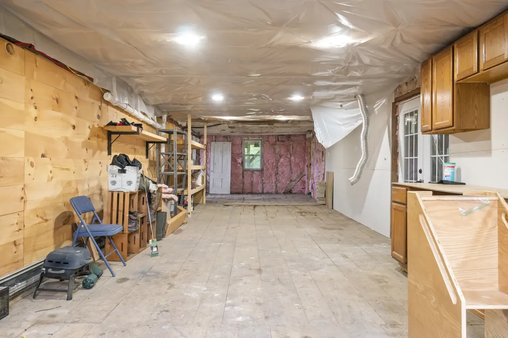 602 Woodman Hill Road Minot ME 04258