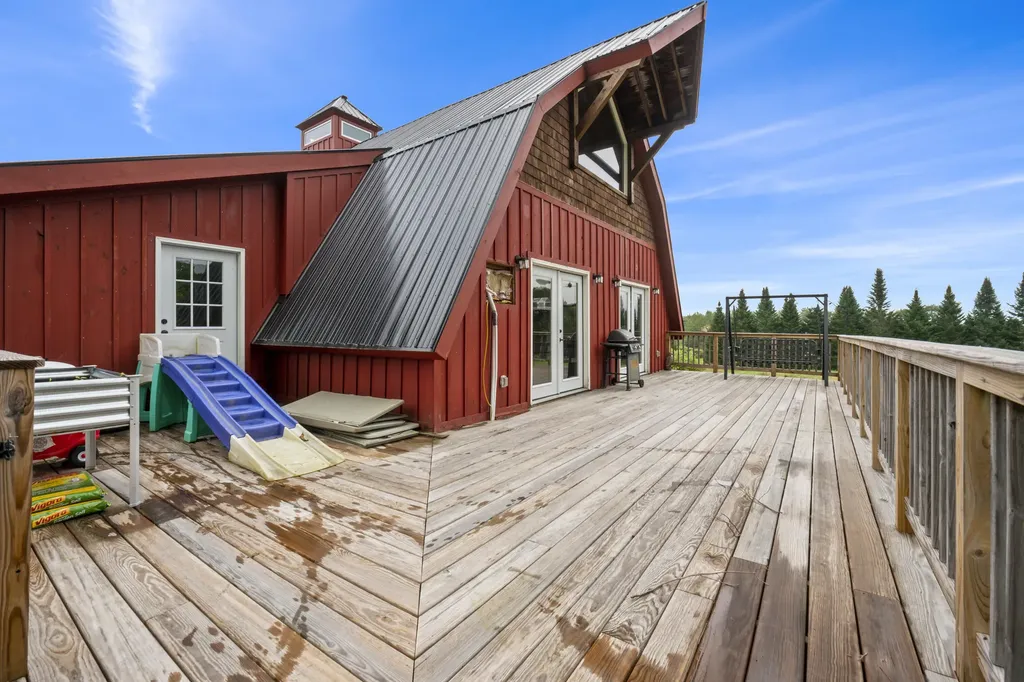 602 Woodman Hill Road Minot ME 04258