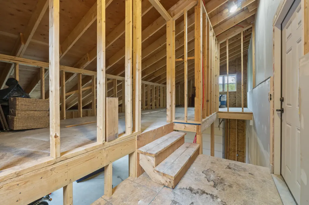 602 Woodman Hill Road Minot ME 04258