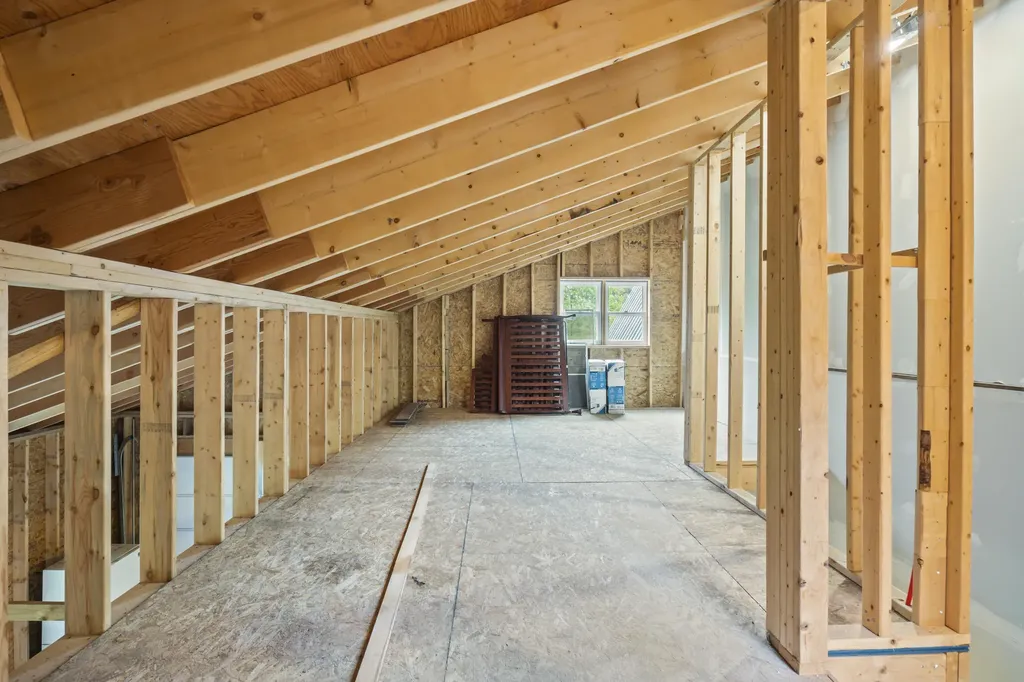 602 Woodman Hill Road Minot ME 04258