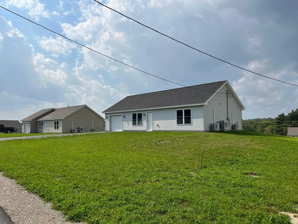 46 Stearns Farm Road Hampden ME 04444