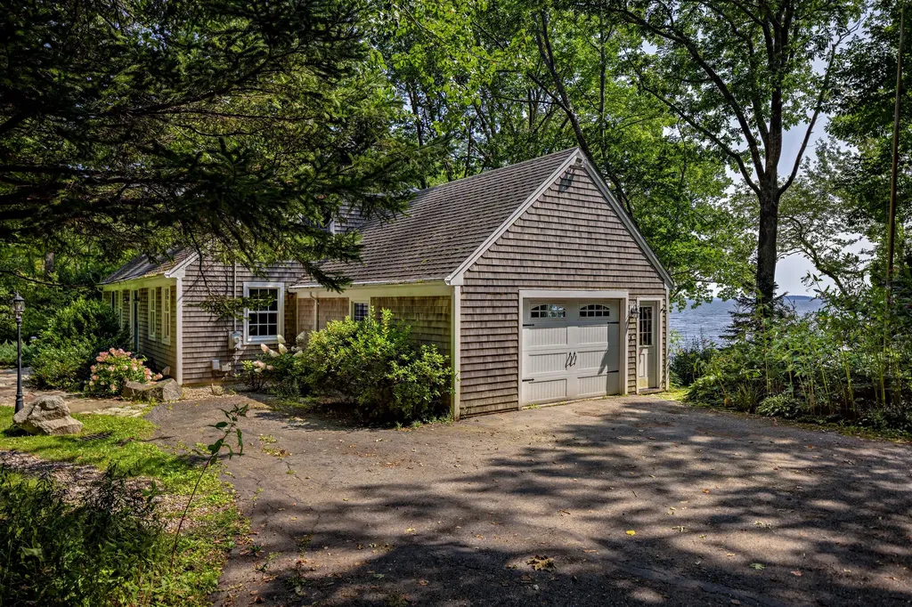 30 Springbrook Hill Road Camden ME 04843