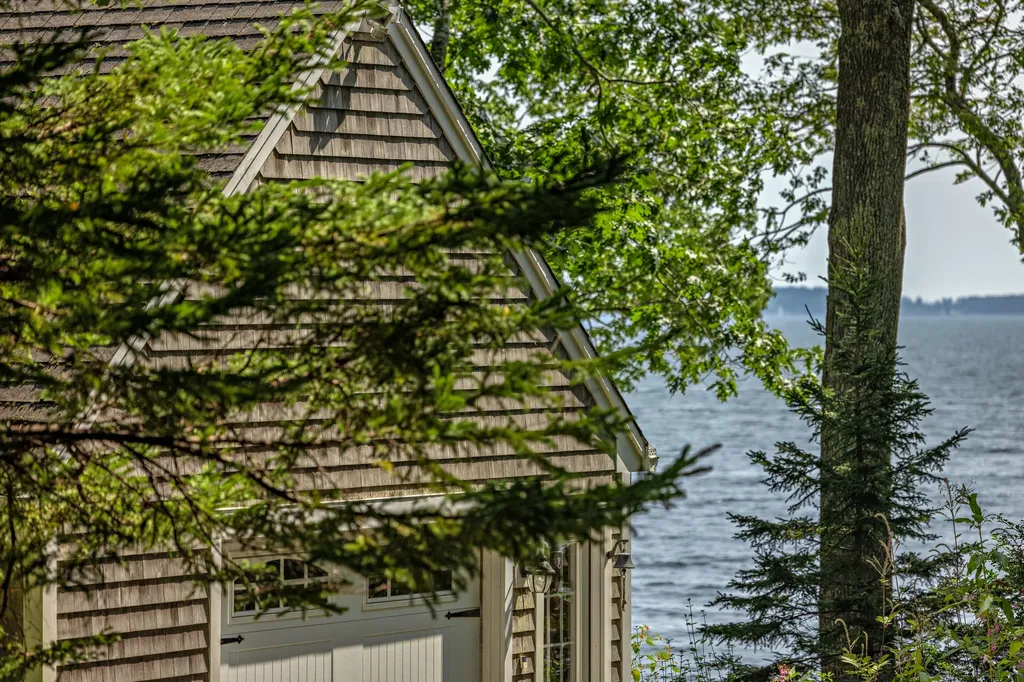 30 Springbrook Hill Road Camden ME 04843