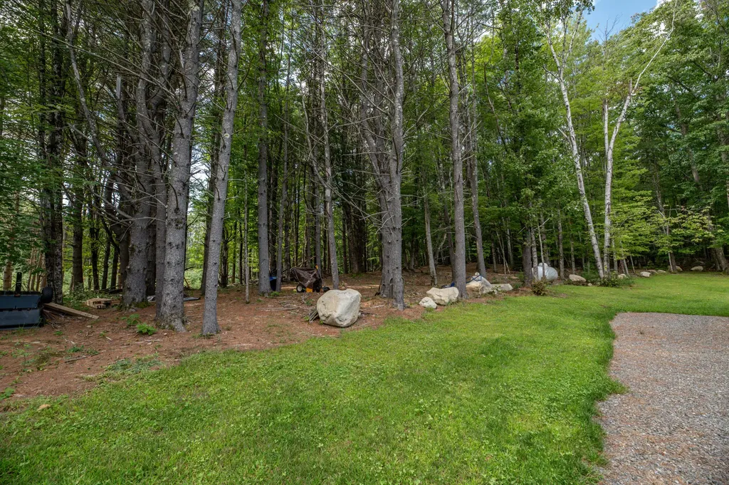 12 Gleason Farm Road Oakland ME 04963