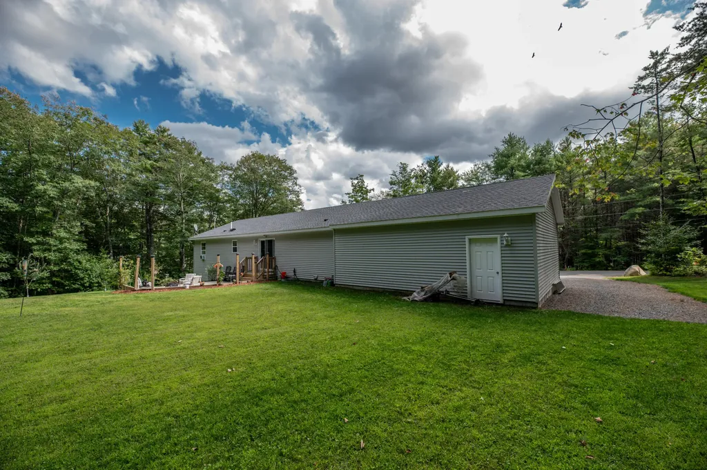 12 Gleason Farm Road Oakland ME 04963