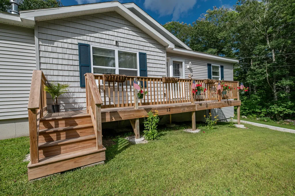 12 Gleason Farm Road Oakland ME 04963