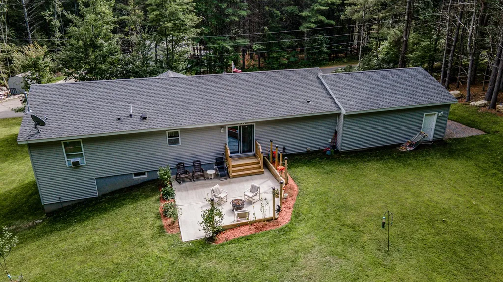 12 Gleason Farm Road Oakland ME 04963