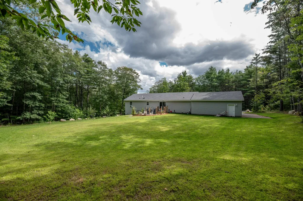 12 Gleason Farm Road Oakland ME 04963