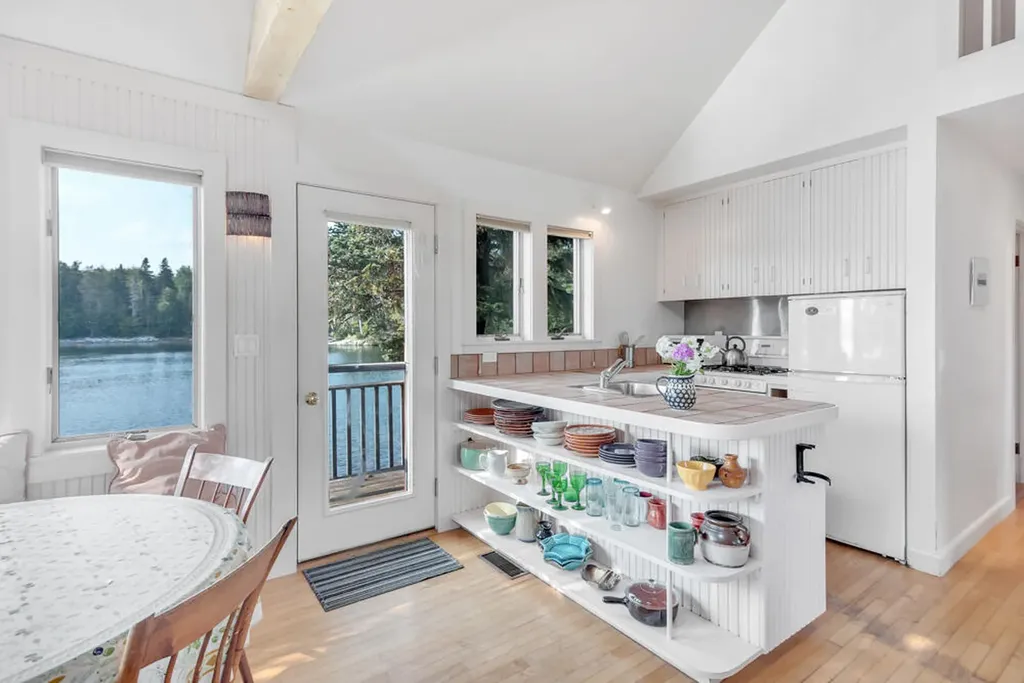 43 Bayberry Point Lane Brooklin ME 04616