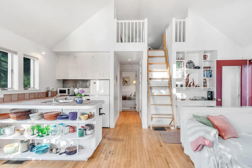 43 Bayberry Point Lane Brooklin ME 04616