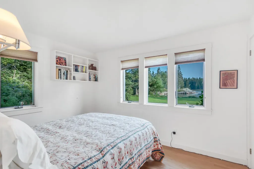 43 Bayberry Point Lane Brooklin ME 04616