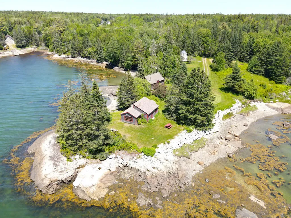 43 Bayberry Point Lane Brooklin ME 04616