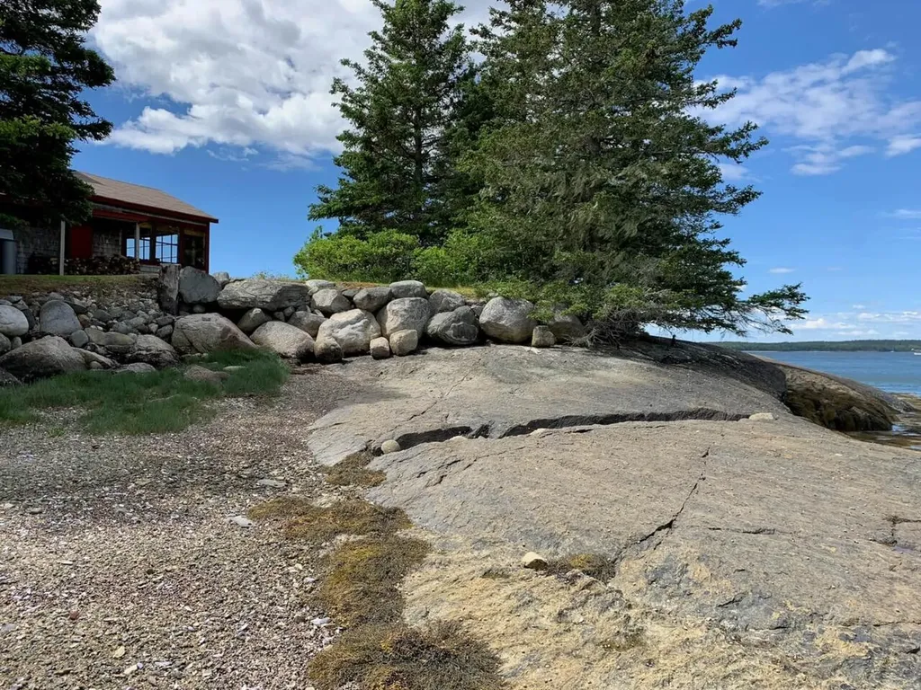43 Bayberry Point Lane Brooklin ME 04616