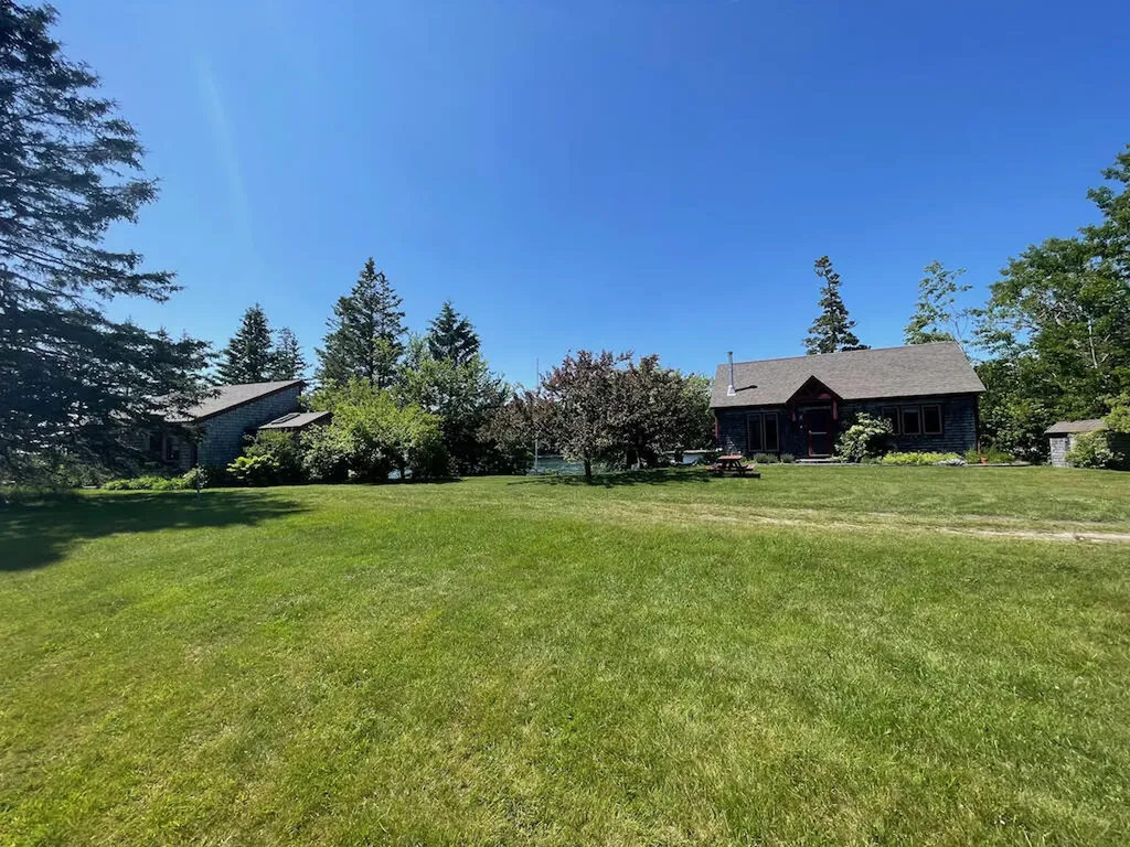 43 Bayberry Point Lane Brooklin ME 04616