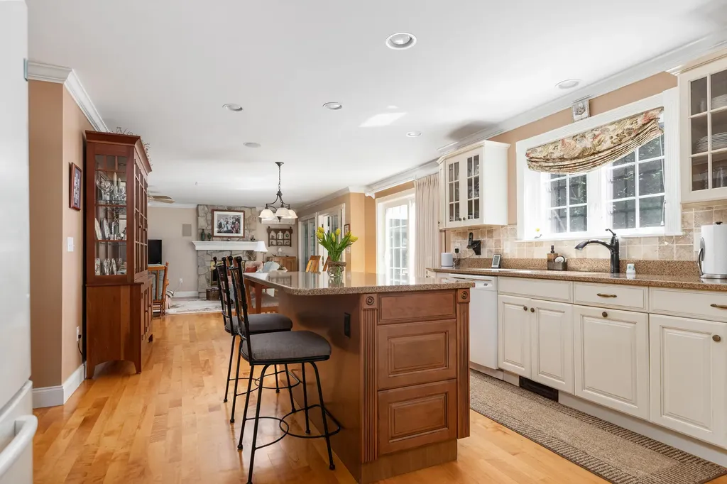 6 Laurel Ridge Road Scarborough ME 04074