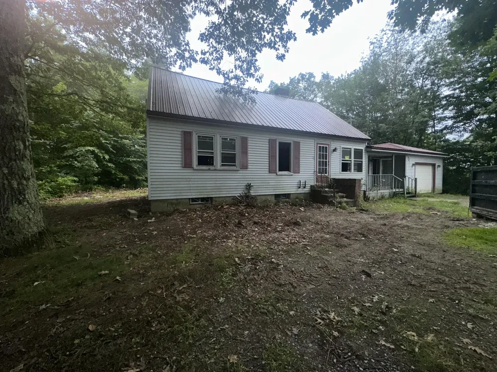 9 George Street Gorham ME 04038