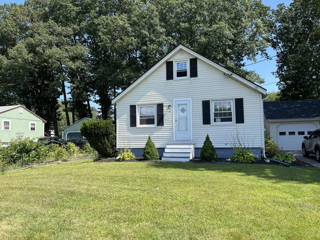 33 Maple Avenue Scarborough ME 04074