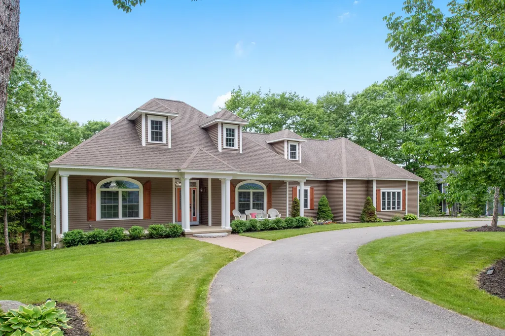 55 Copper Ridge Hermon ME 04401