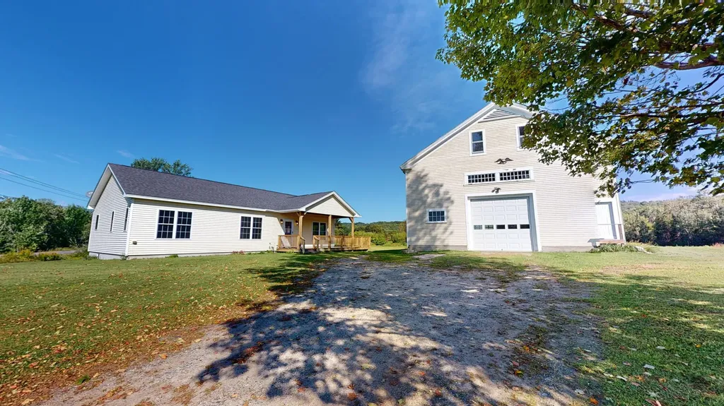 841 Gardiner Road Wales ME 04280