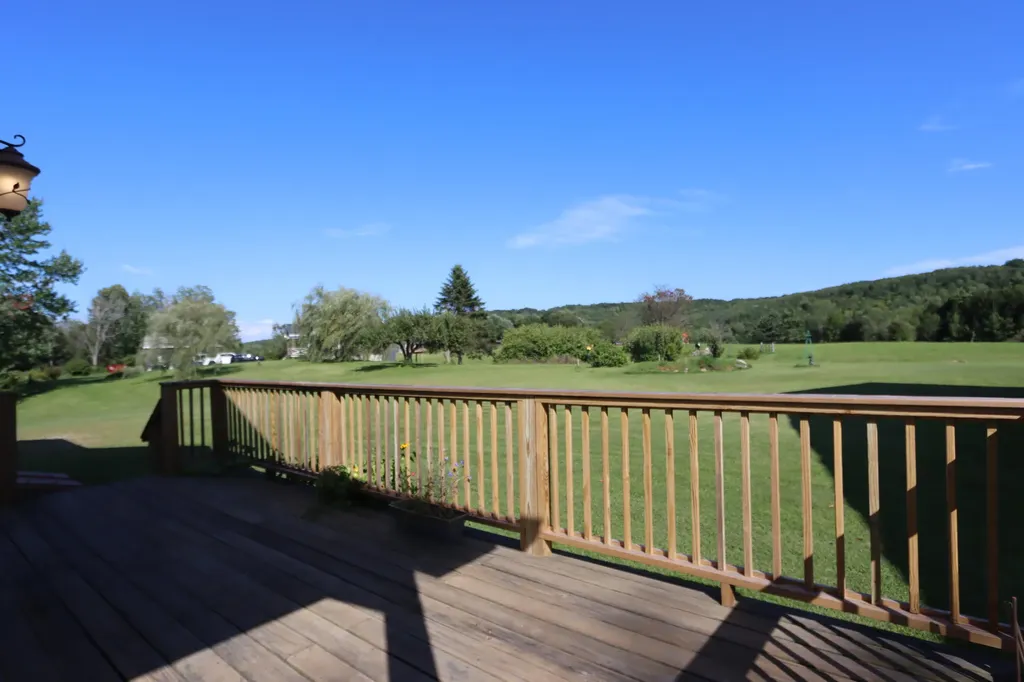 841 Gardiner Road Wales ME 04280
