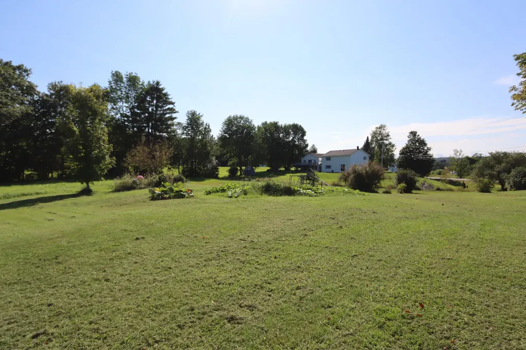 841 Gardiner Road Wales ME 04280