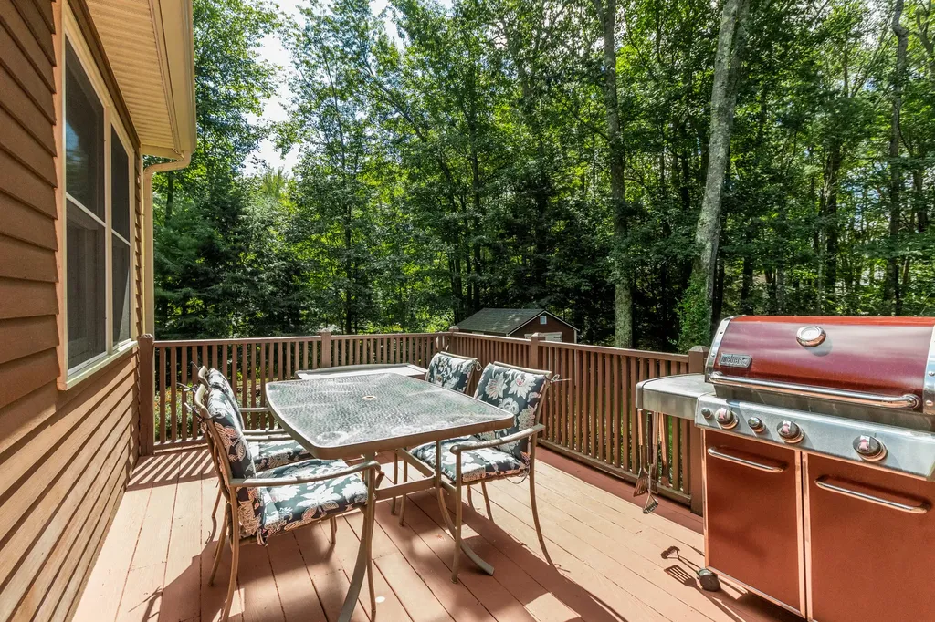 3 Ashwood Drive Saco ME 04072