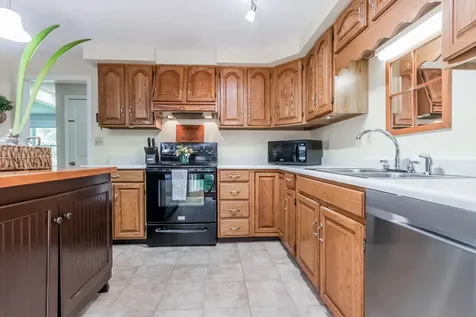 3 Ashwood Drive Saco ME 04072
