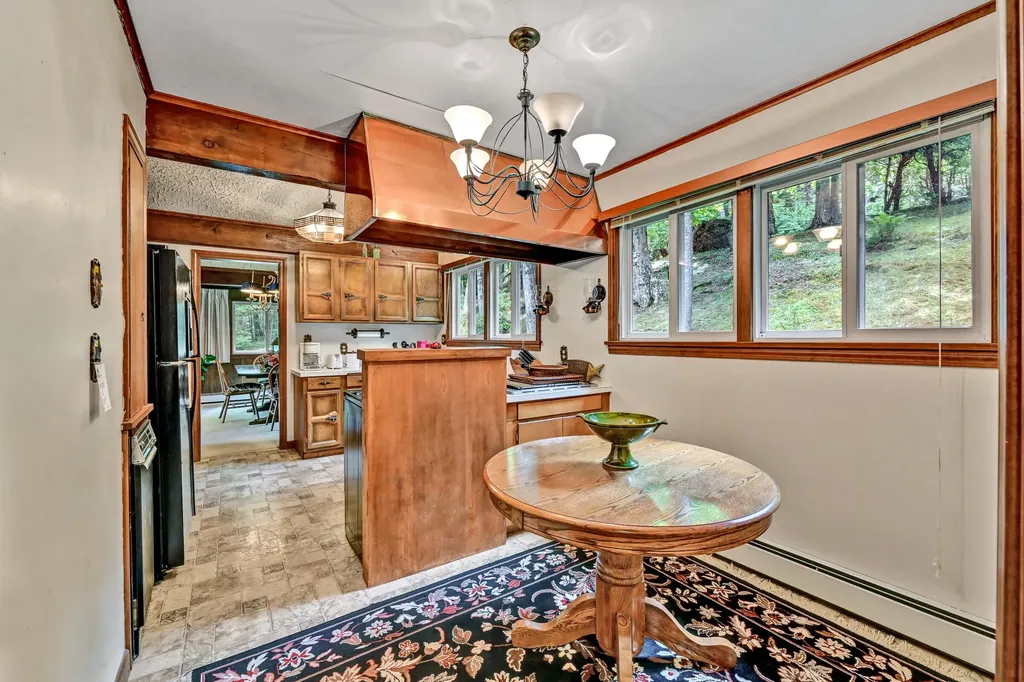 96 North Shore Road Harfords Point Twp ME 04442