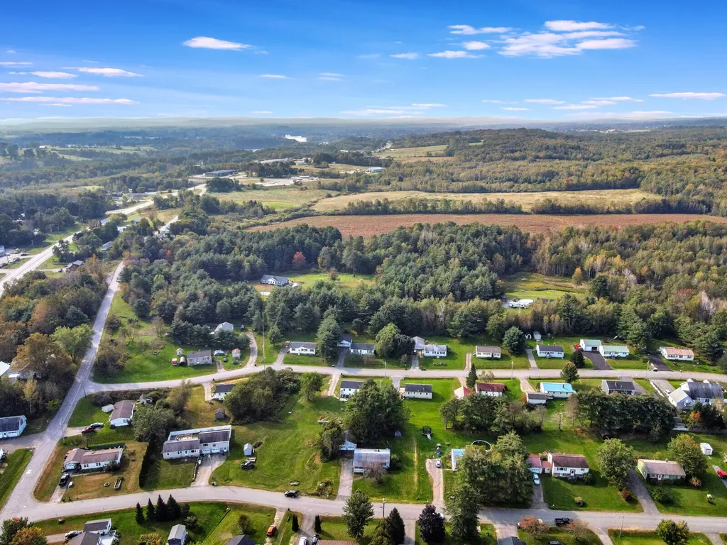 9 Kingman Road Fairfield ME 04937