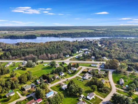 9 Kingman Road Fairfield ME 04937
