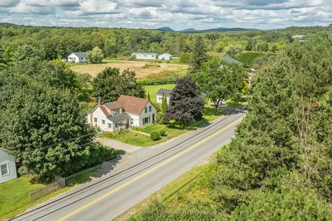 28 Old County Road Thomaston ME 04861