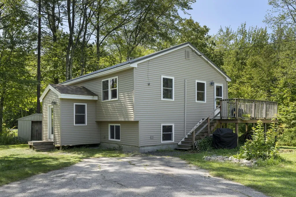 150 Main Street Topsham ME 04086