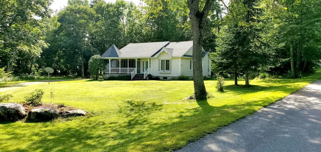 330 North Road Winterport ME 04496