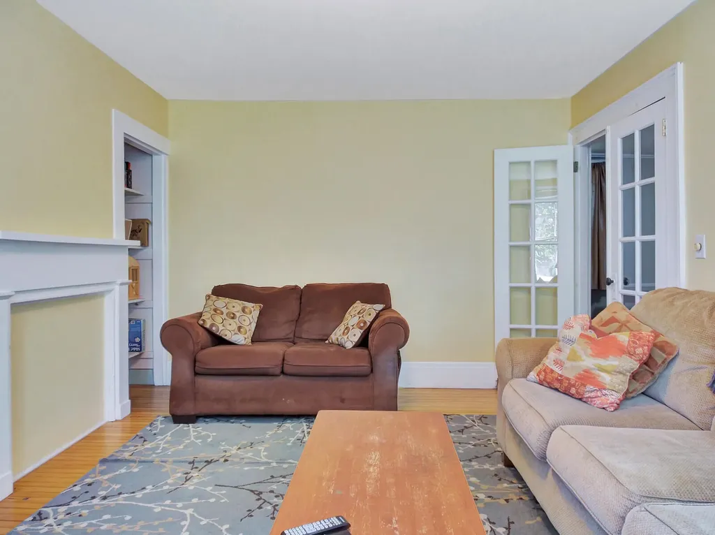 84 Central Street Gardiner ME 04345