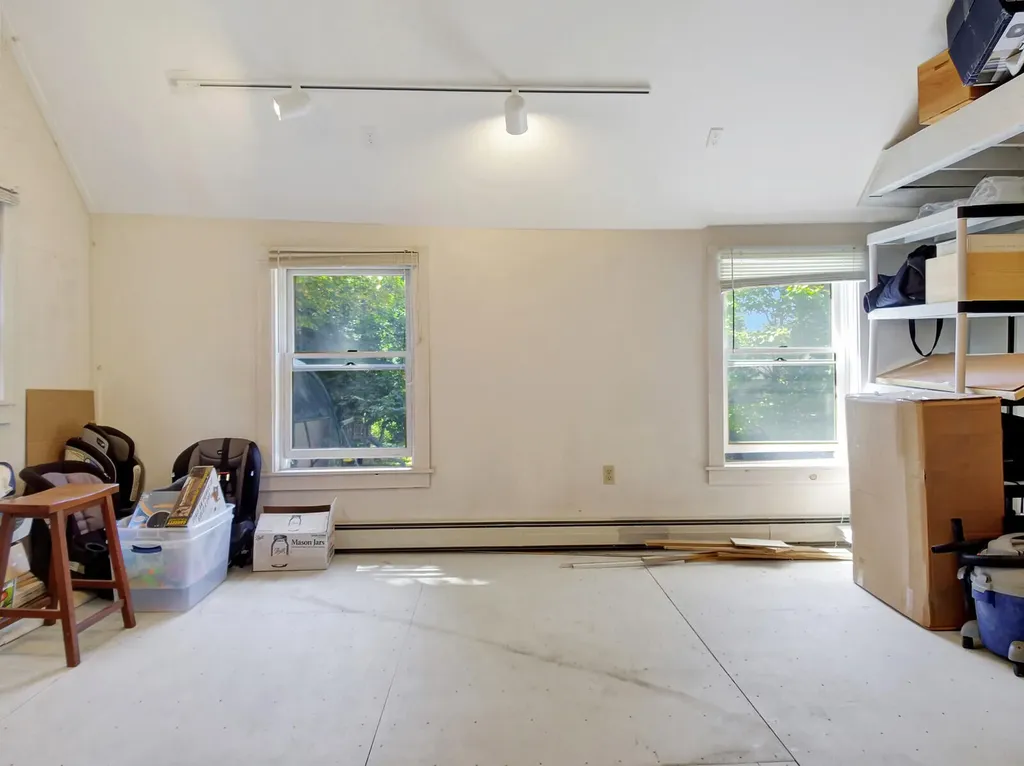 84 Central Street Gardiner ME 04345