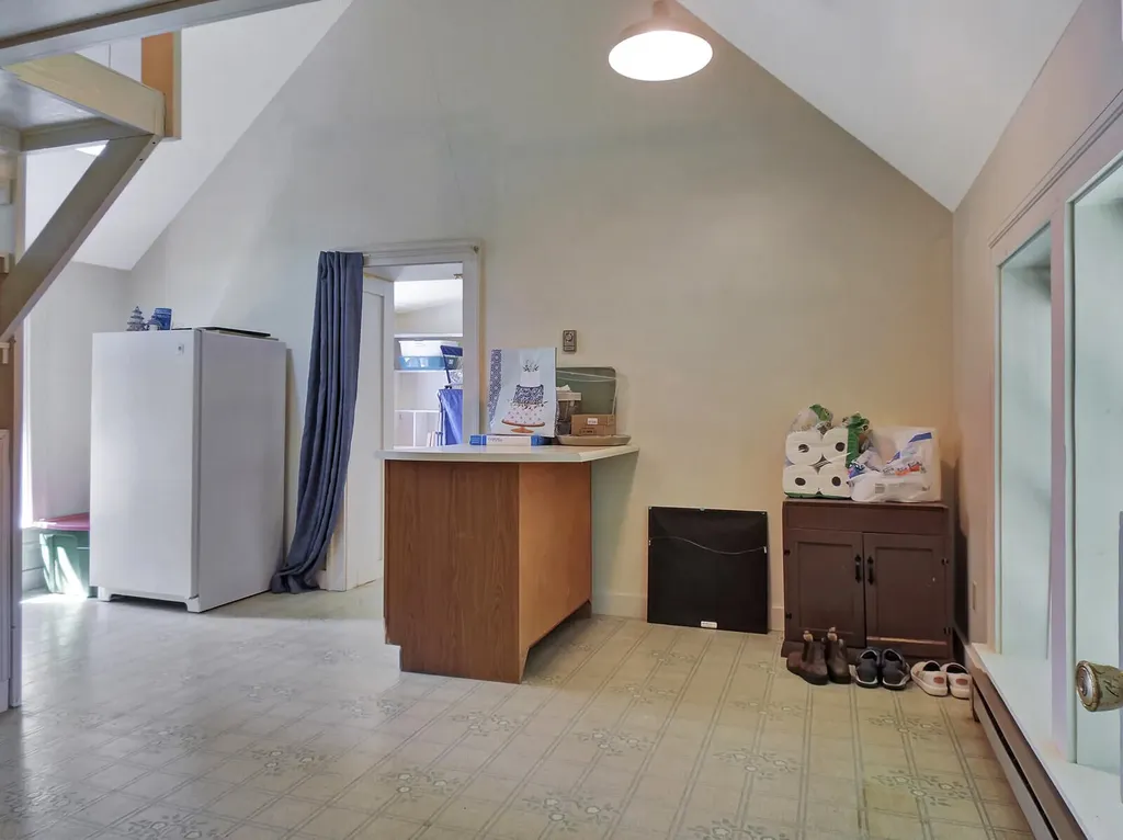 84 Central Street Gardiner ME 04345