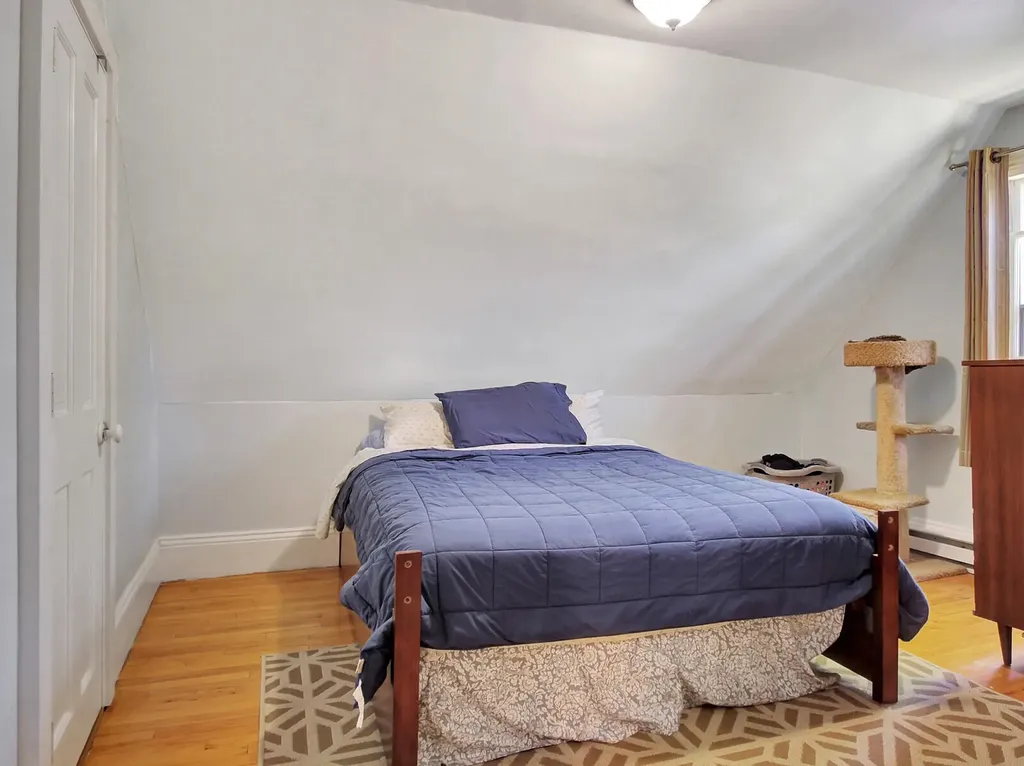 84 Central Street Gardiner ME 04345