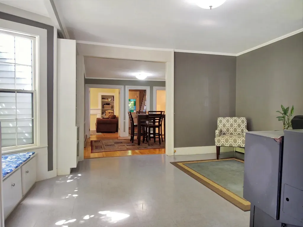 84 Central Street Gardiner ME 04345