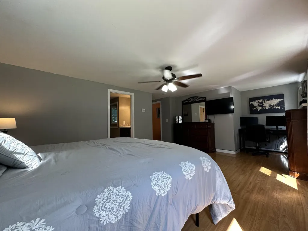 320 Garfield Road Minot ME 04258