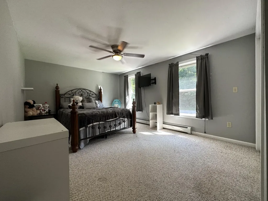 320 Garfield Road Minot ME 04258